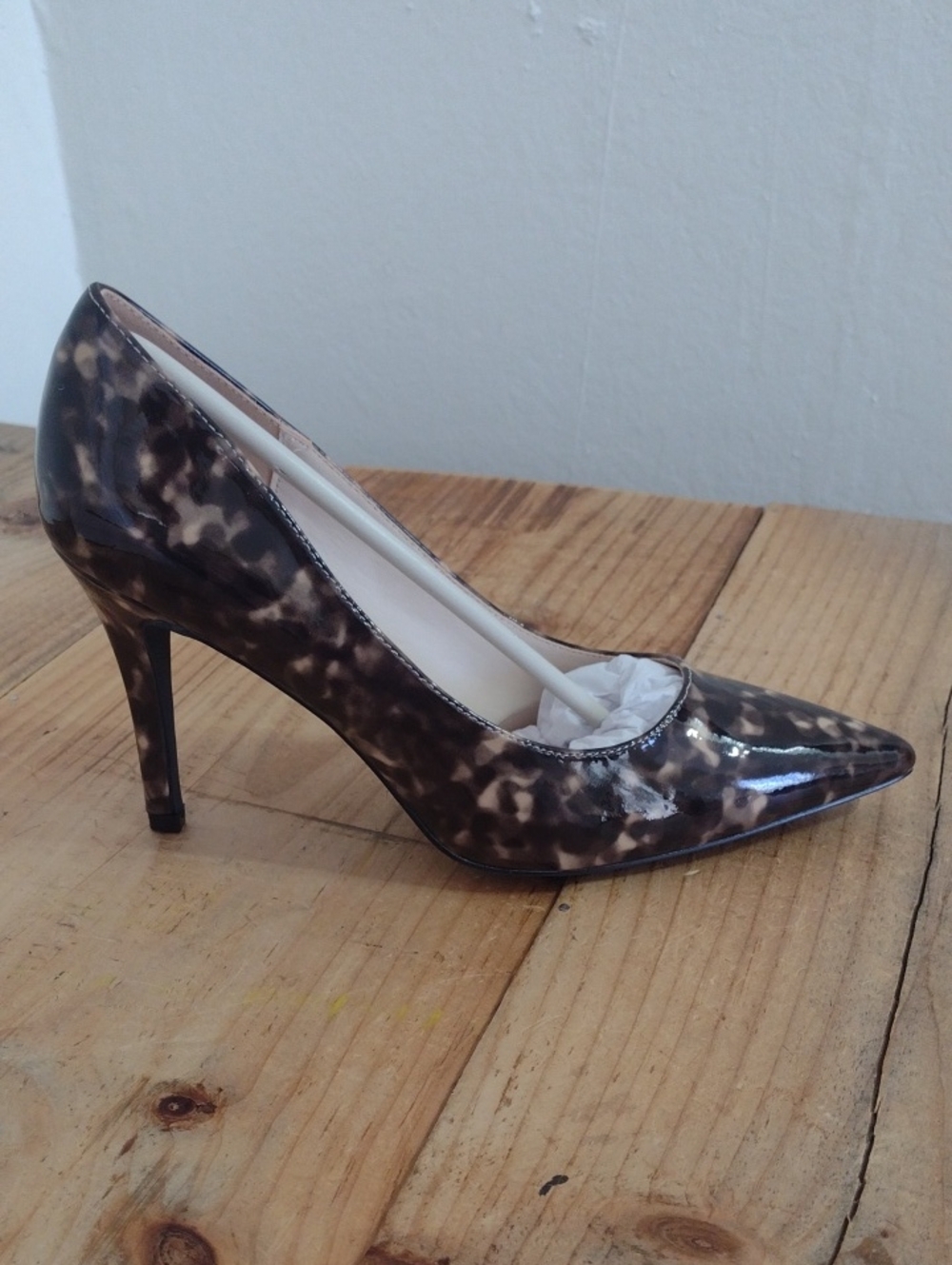 Halston Gayle Vegan Leather Tort Pumps Size 7.5 NWT